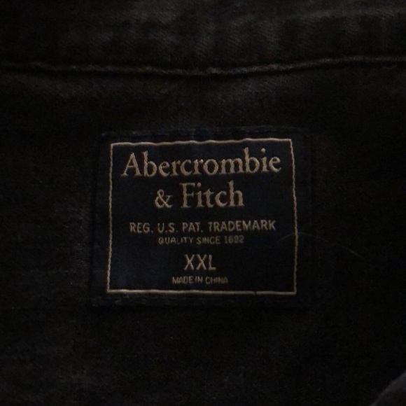 Abercrombie and Fitch oversized button up - Picture 5 of 6